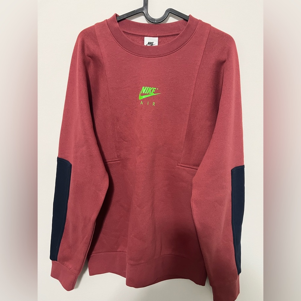 Mens Xs Nike sweatshirt